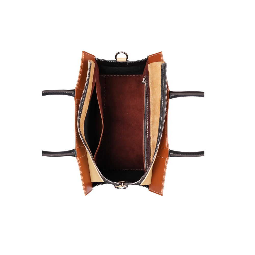 Black Vintage Handbag – Timeless Elegance and Functionality